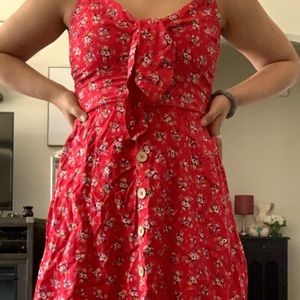 super cute dress!